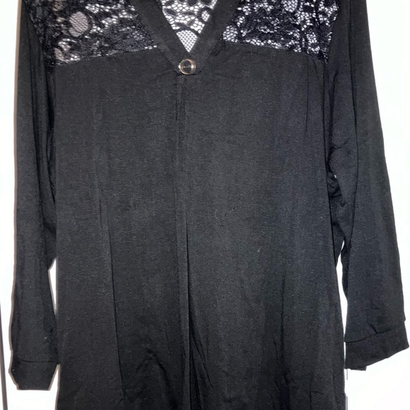 Women’s knit top - Picture 1 of 1